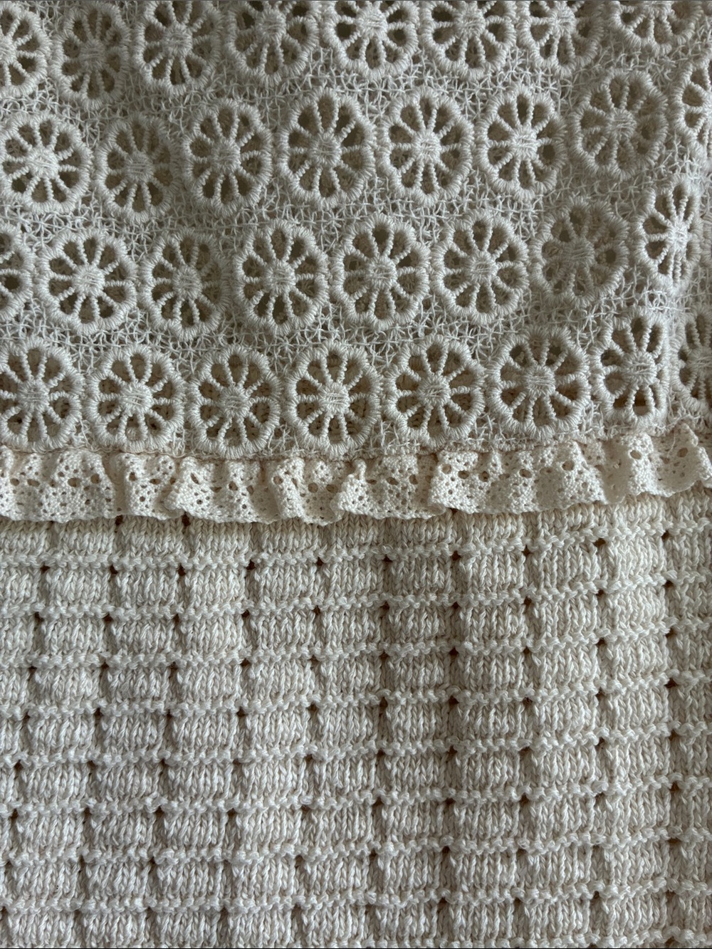 Zara Sleeveless Cropped Tank Cream Floral Lace Yoke knit read size - Picture 8 of 11